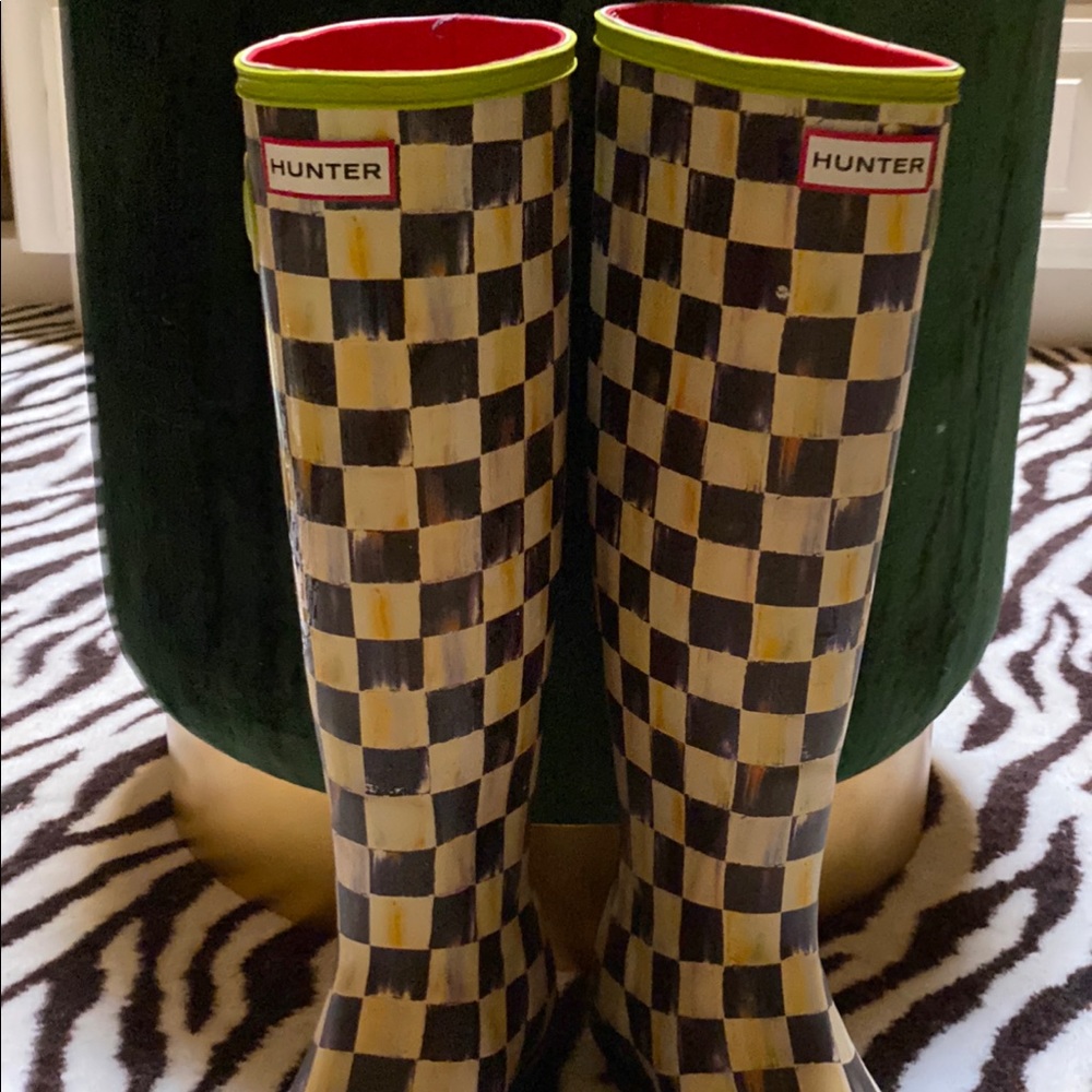 Hunter McKenzie Child’s Checkerboard rain boots